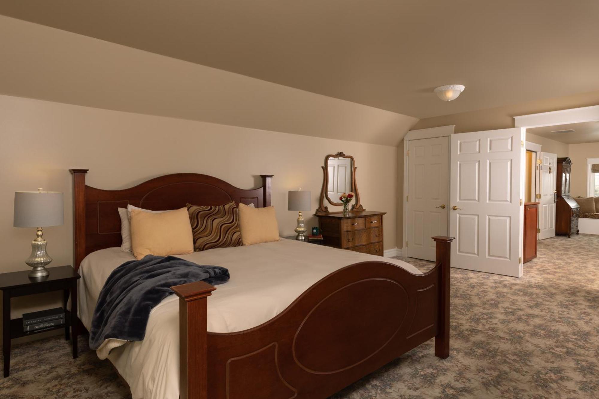 The Oakwood Inn Okoboji Eksteriør bilde